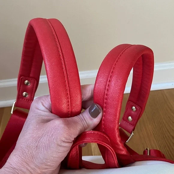 Disney Loungefly Alice in Wonderland Ace Queen of Hearts Mini Backpack Red White - Picture 16 of 16